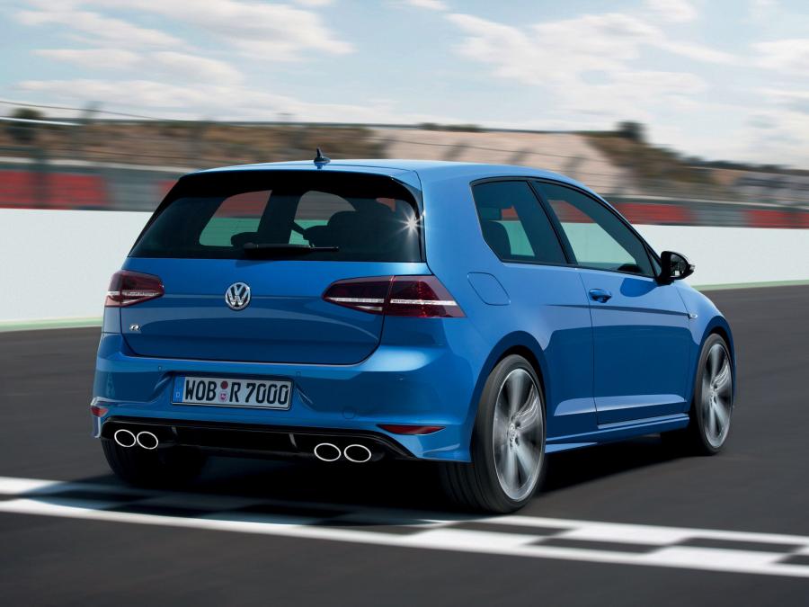  Volkswagen Golf R 3-Door 2013 года  (фото 9 из 22)